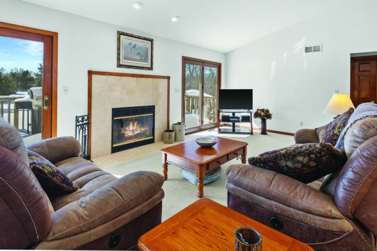 Effortlessly Blending Comfort & Functionality